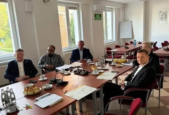 Ponad 200 km pętli rowerowej? Rozmowy o trasie do Zamku Grodziec