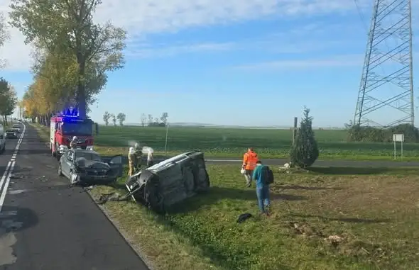Zderzenie dwóch samochodów na DW 364 między Złotoryją a Legnicą