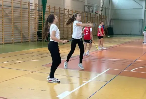 Młode badmintonistki z Pielgrzymki najlepsze w powiecie złotoryjskim
